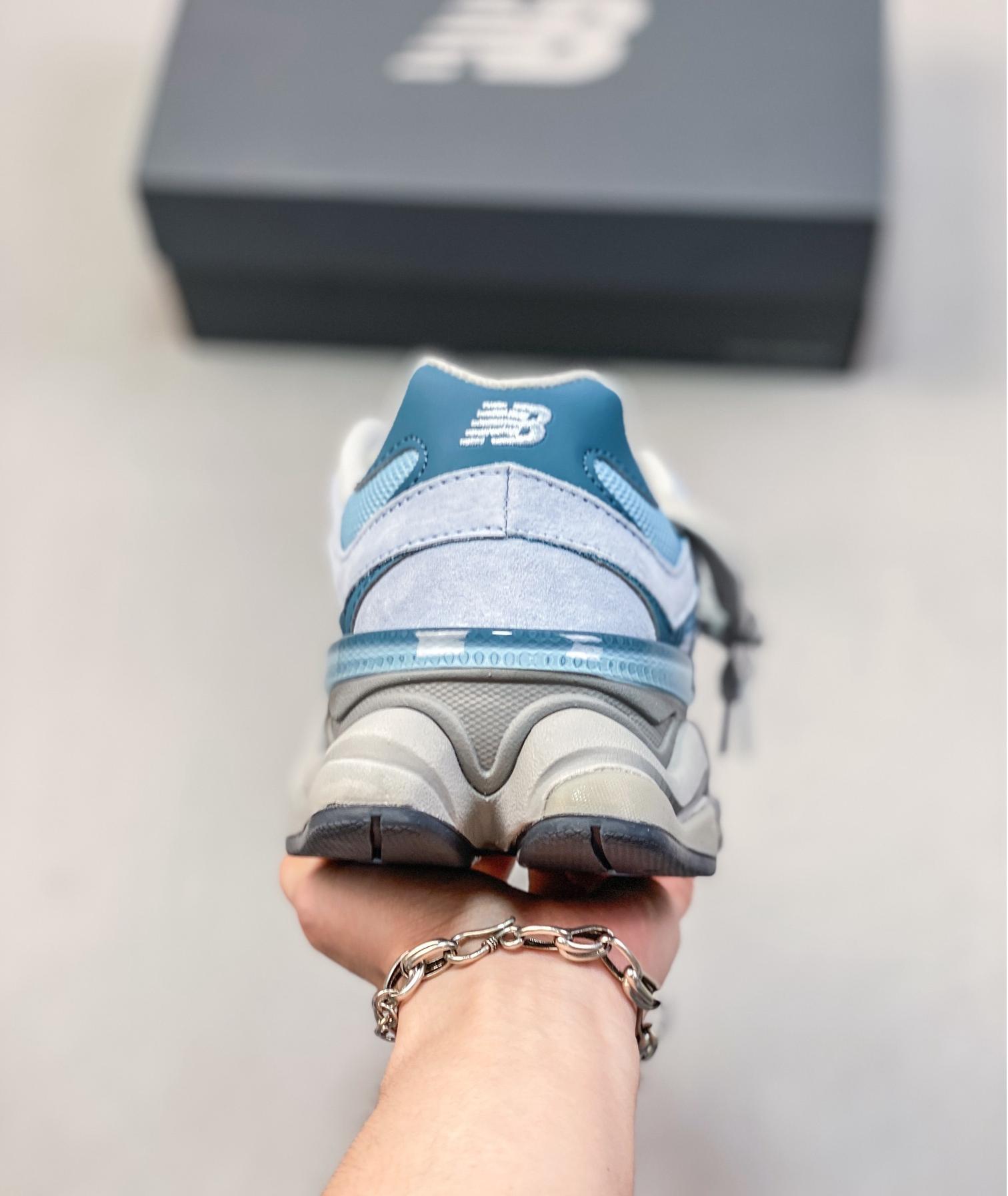 new balance 9060 Ch*0me blue